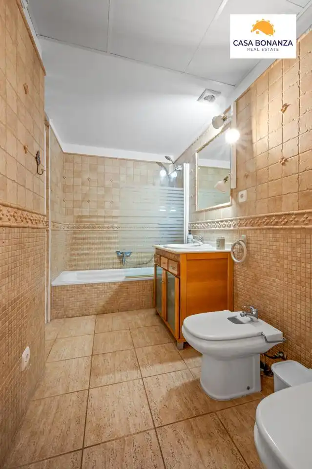 Baño de Casa o chalet en venta en Almuñécar con Terraza, Piscina y Amueblado