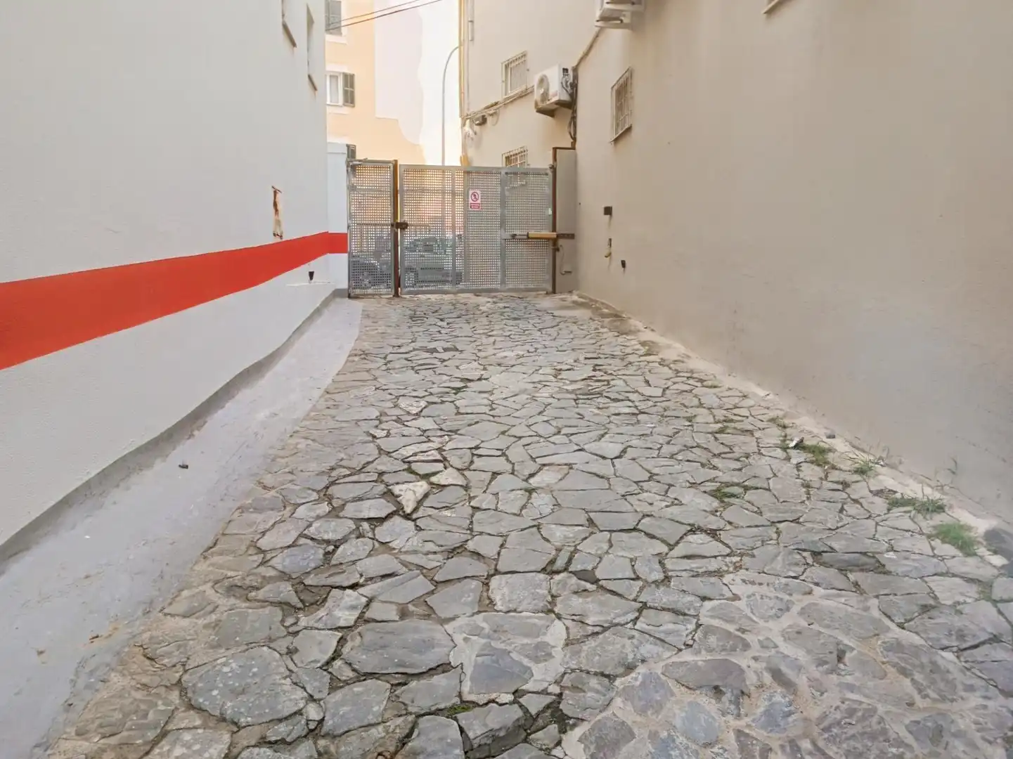 Exterior view of Garage for sale in  Palma de Mallorca