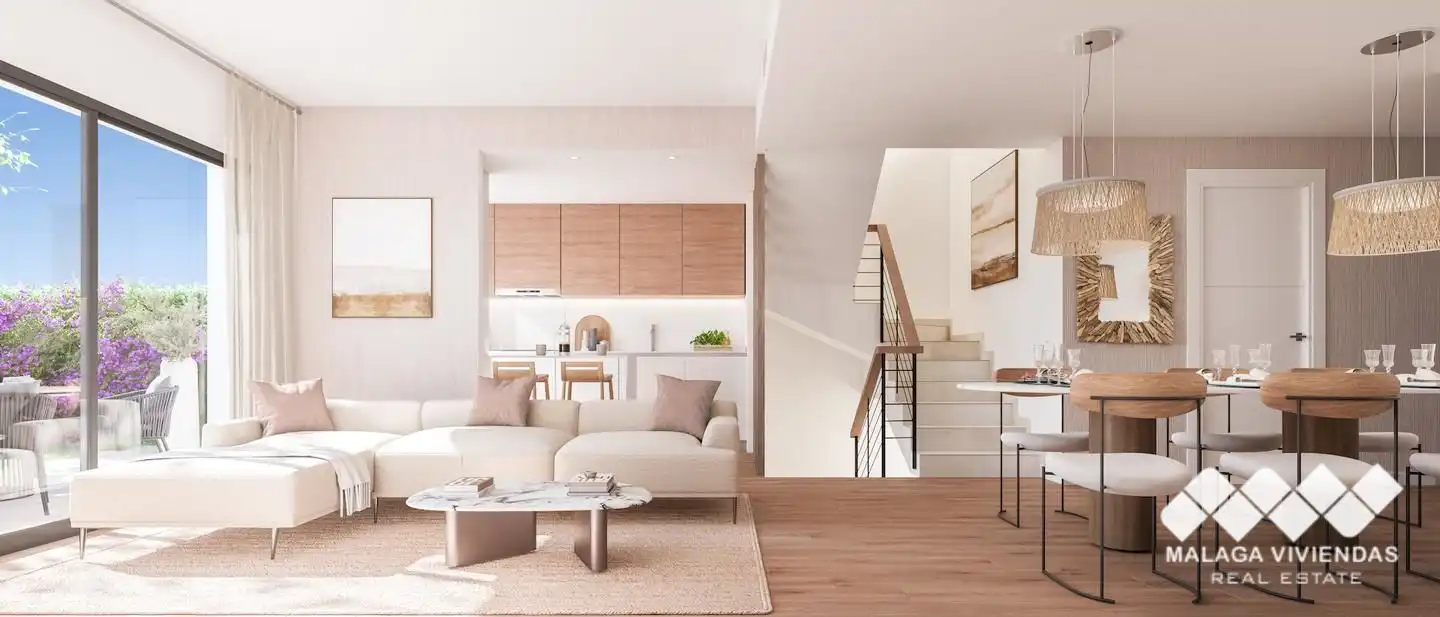 Sala de estar de Casa adosada en venta en Málaga con Aire acondicionado, Jardín privado y Terraza