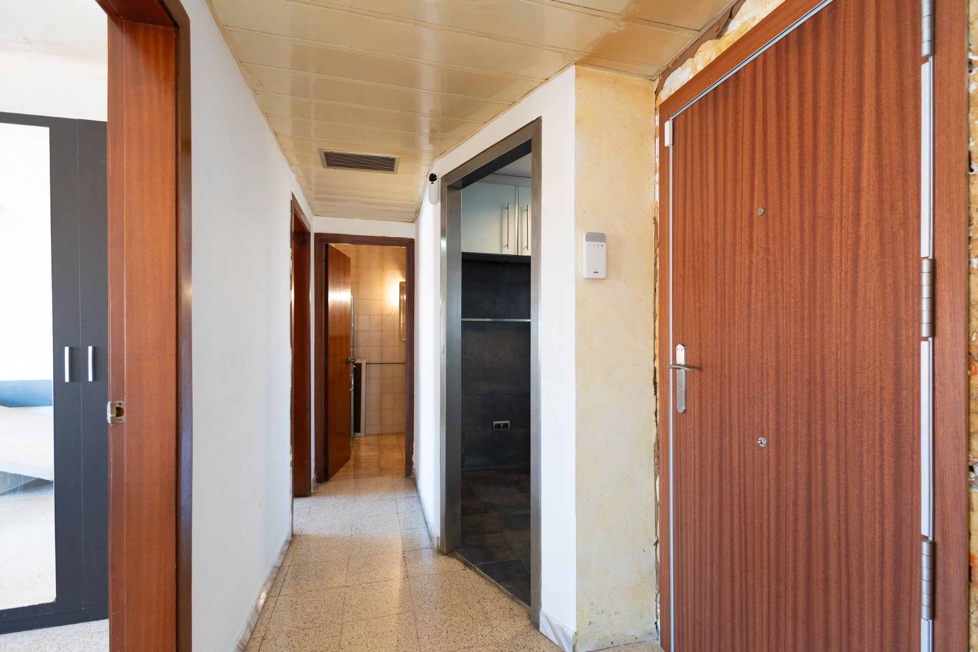 Flat for sale in Sant Boi de Llobregat  with Air Conditioner, Heating and Balcony
