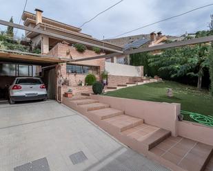 Vista exterior de Casa o xalet en venda en Alfacar amb Aire condicionat, Calefacció i Jardí privat