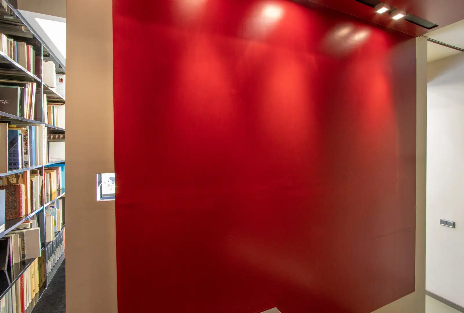 Office for rent in Barcelona  with Air Conditioner and Furnished