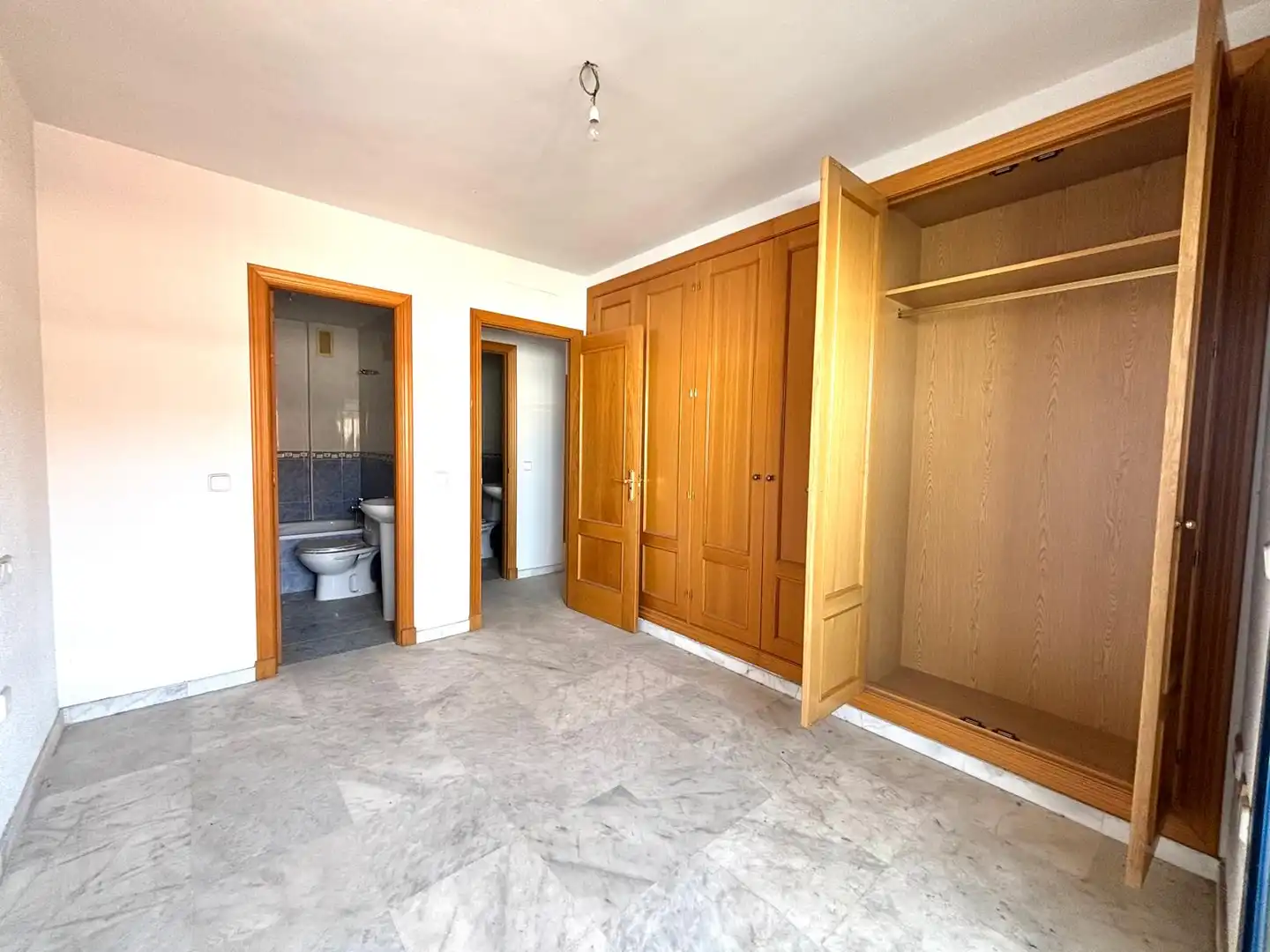 Habitación de Ático en venta en Málaga con Terraza y Trastero