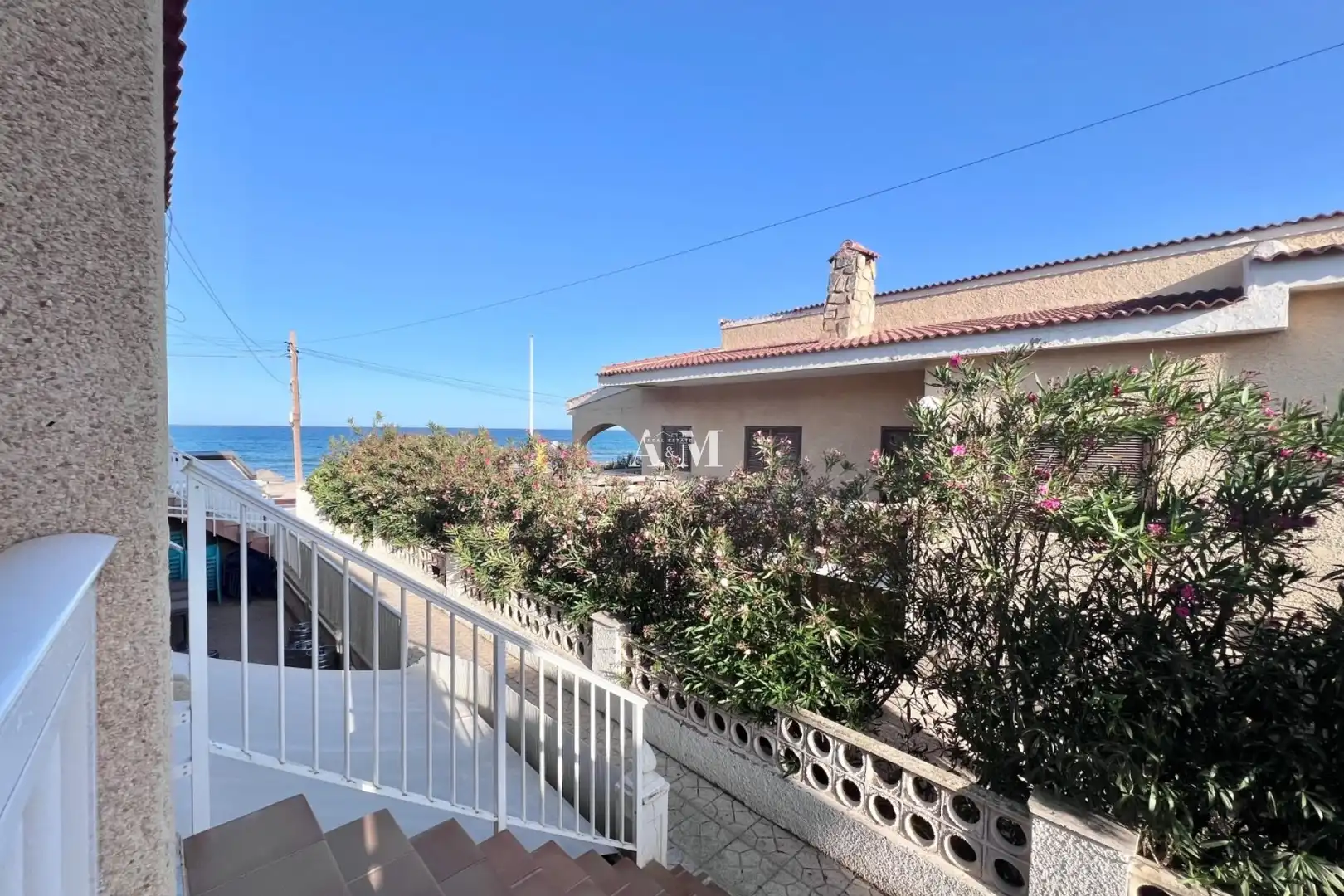 Außenansicht von Haus oder Chalet zur Miete in Torrevieja mit Klimaanlage, Heizung und Parkett