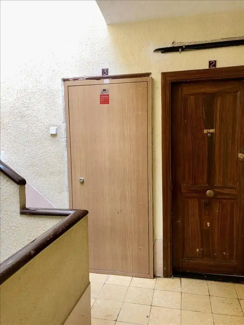 Piso en venta en Carrer CADI 10, imagen 5