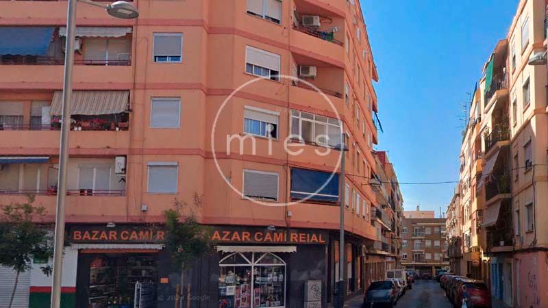 Vista exterior de Piso en venta en Torrent con Amueblado