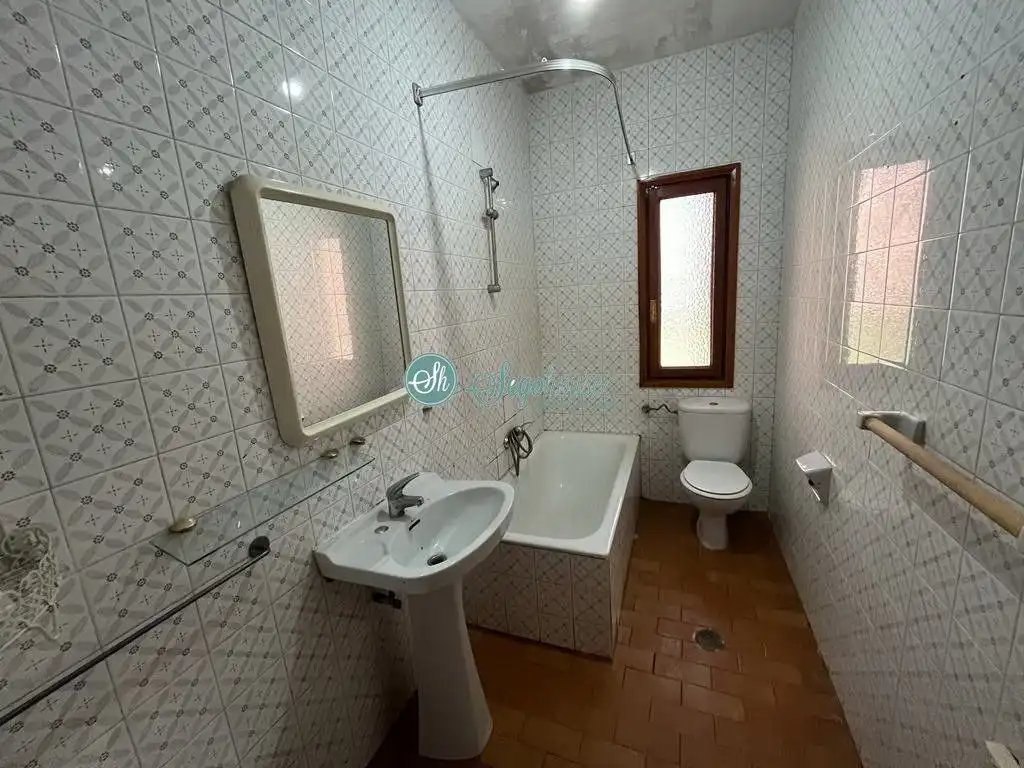 Bathroom of Flat for sale in Segovia  with Terrace