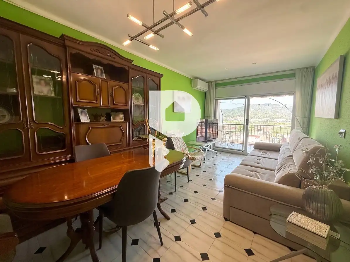 Living room of Flat for sale in Sant Vicenç Dels Horts  with Air Conditioner, Heating and Terrace