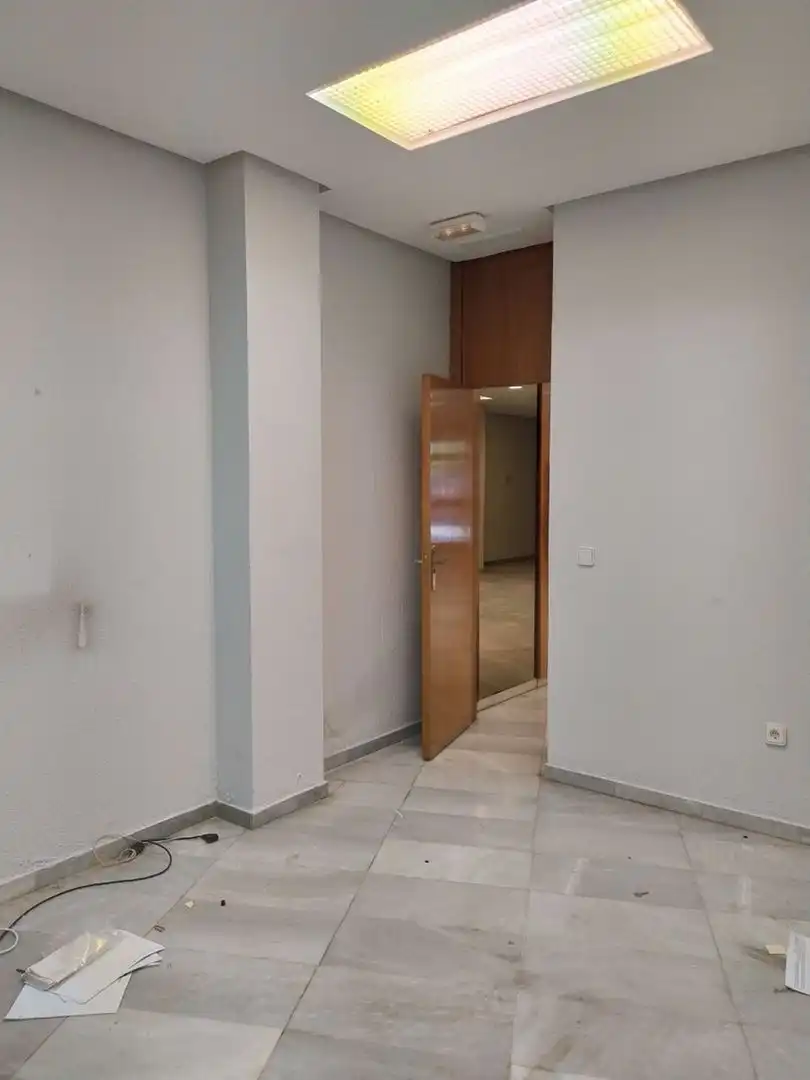 Local comercial en venda a Alameda De Andalucia, imagen 4