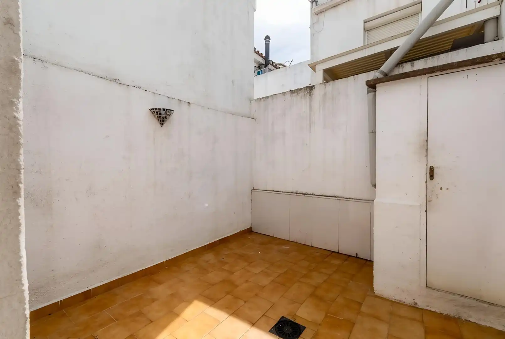 Balcony of Houses for sale in Mijas  with Air Conditioner, Terrace and Storage room
