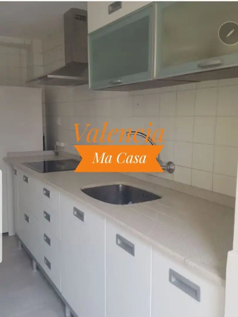 Flat with terrace to rent in Extramurs, imagen 8