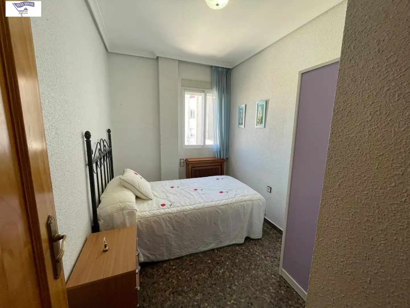 Habitación de Piso en venta en Albacete con Calefacción, Trastero y Balcón