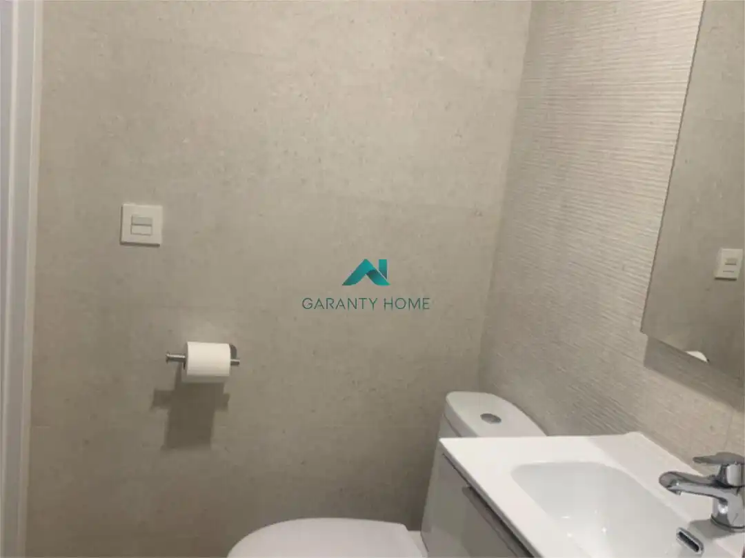Baño de Loft de alquiler en Castellón de la Plana / Castelló de la Plana con Aire acondicionado, Calefacción y Amueblado