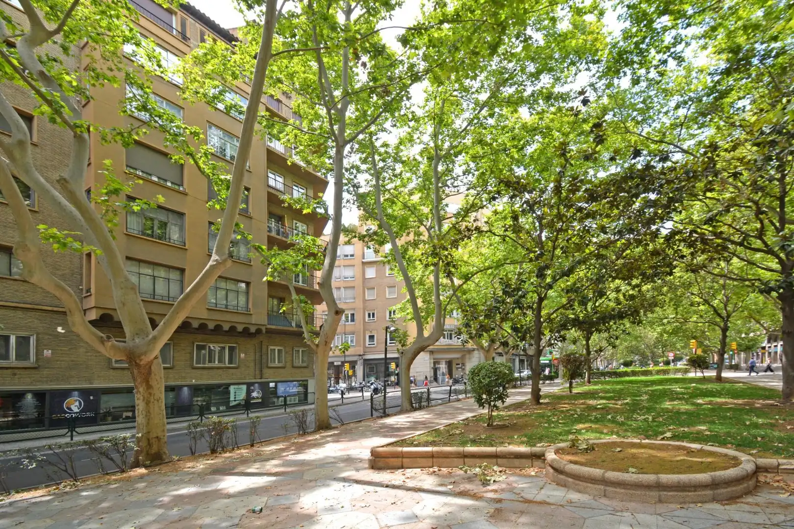 Vista exterior de Pis en venda en Zaragoza amb Calefacció, Terrassa i Balcó