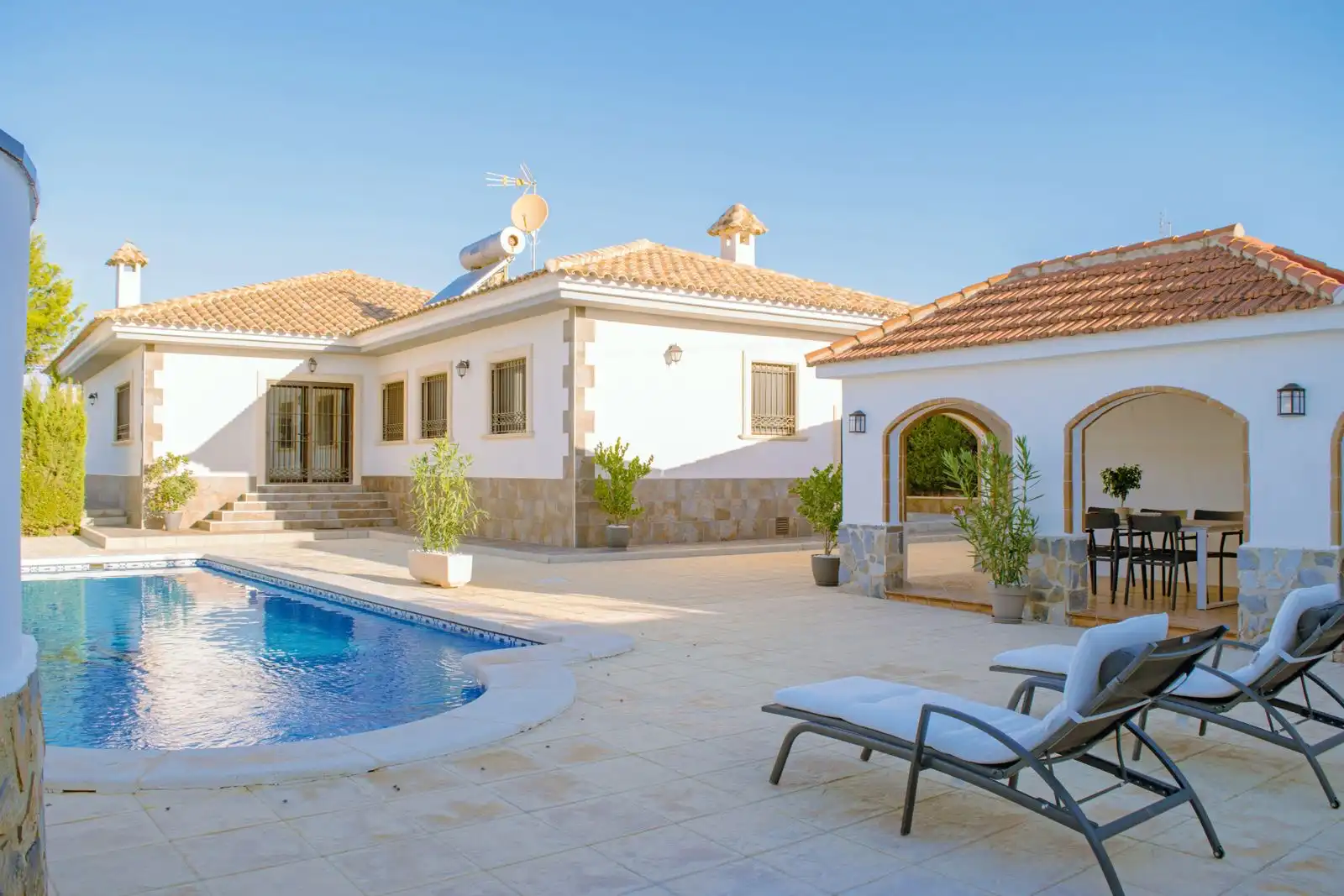 Maison avec piscine à vendre à Avenida de los Patos