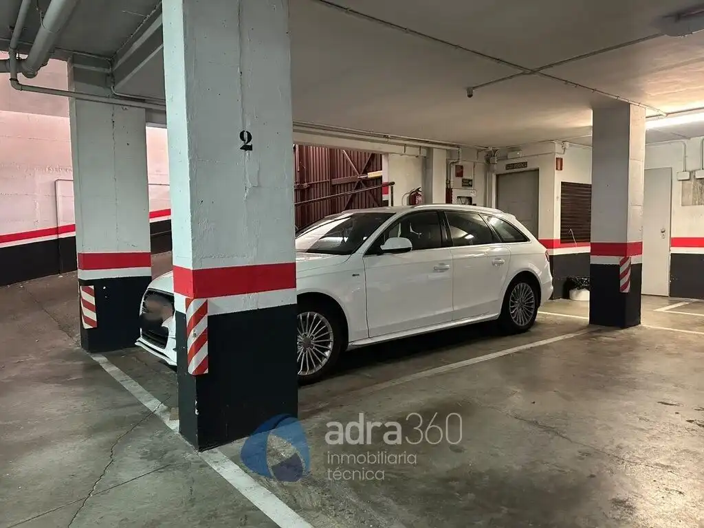 Flat for rent in Estambrera, Cascajos - Piqueras