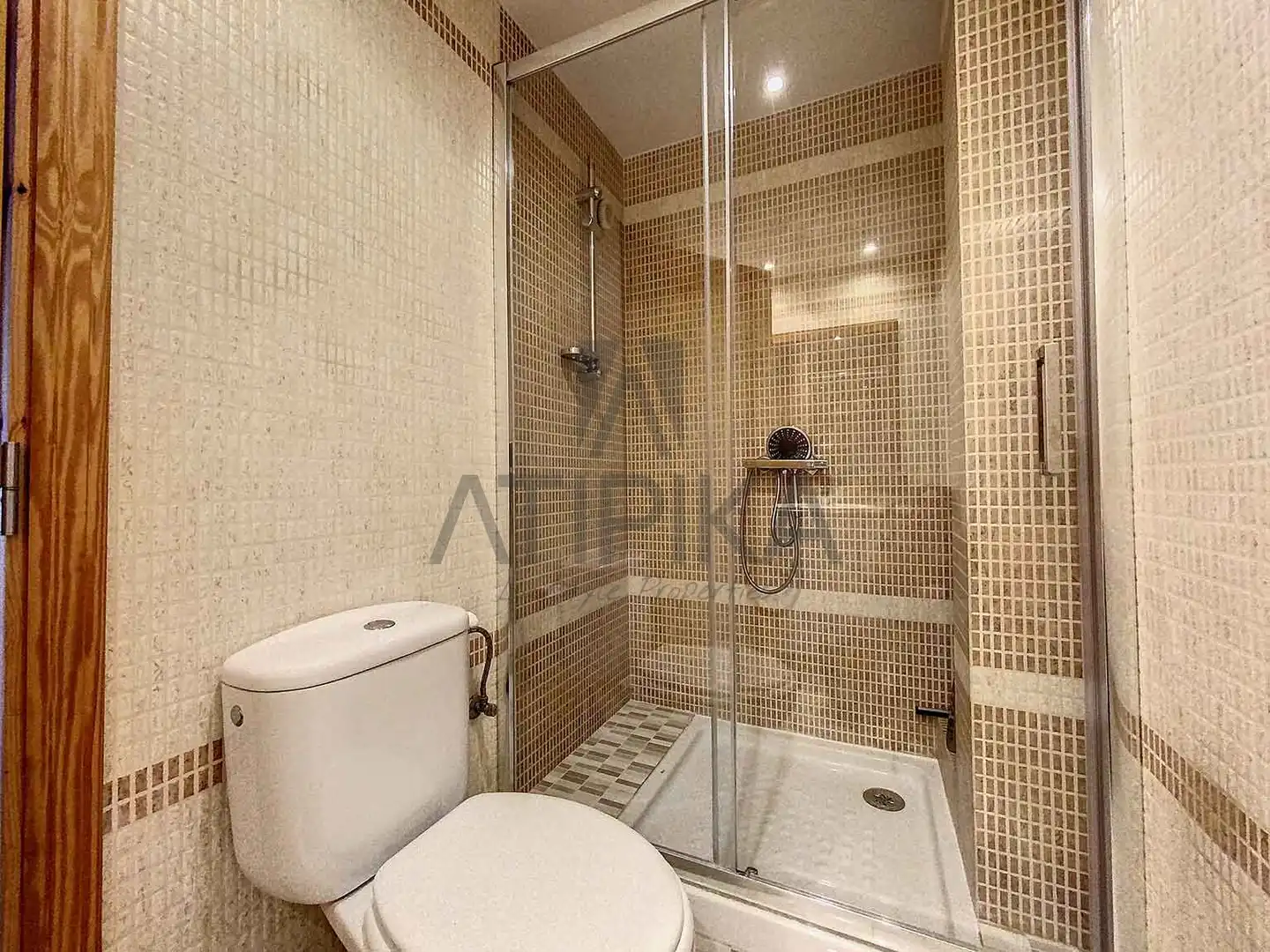 Badezimmer von Wohnung zum Verkauf in Sant Lluís mit Klimaanlage, Terrasse und Möbliert