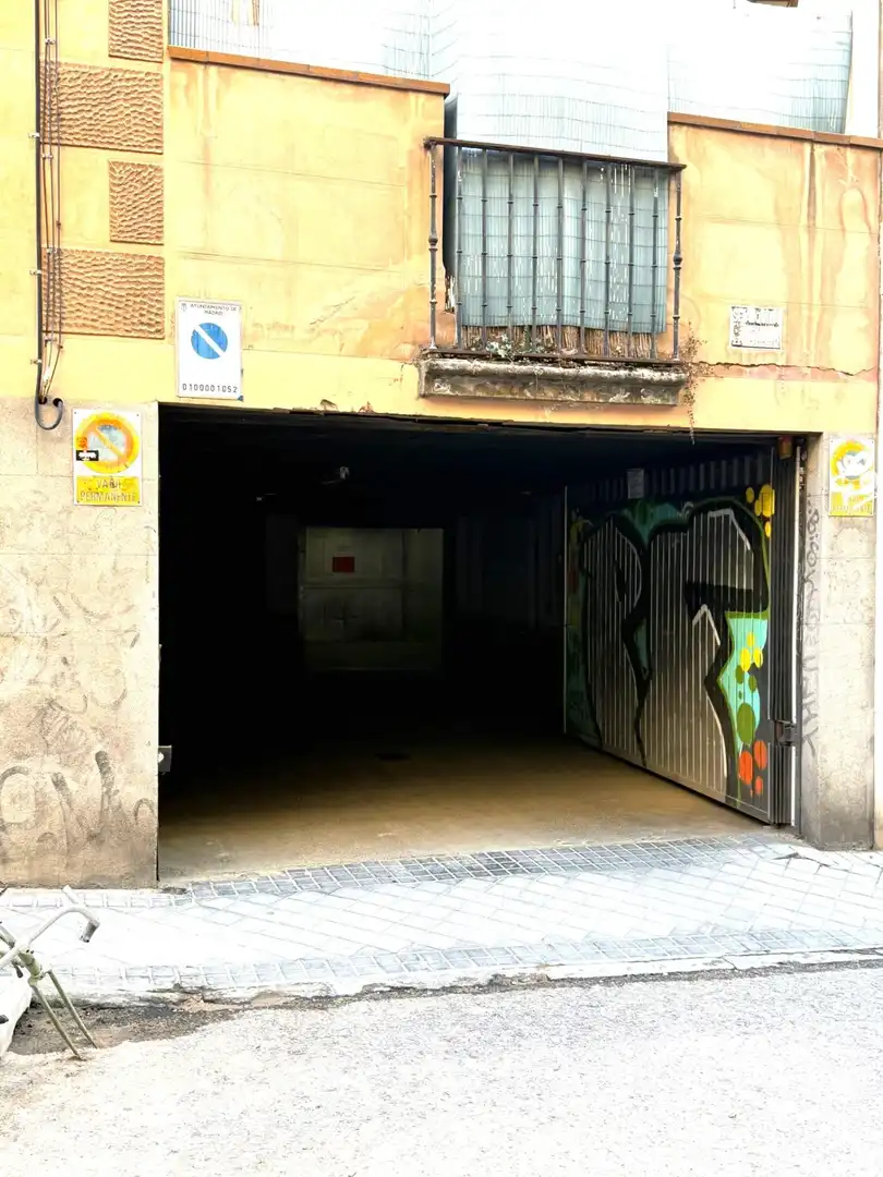Aparcament de Garatge en venda en Madrid
