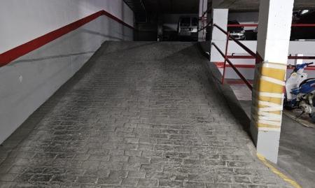 Foto 5 de Garaje de alquiler en Calle Mires, 20, La Calzada, Lucena