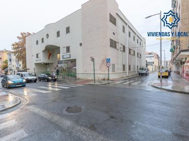 Local comercial en venda a Calle Calle Asturias 29