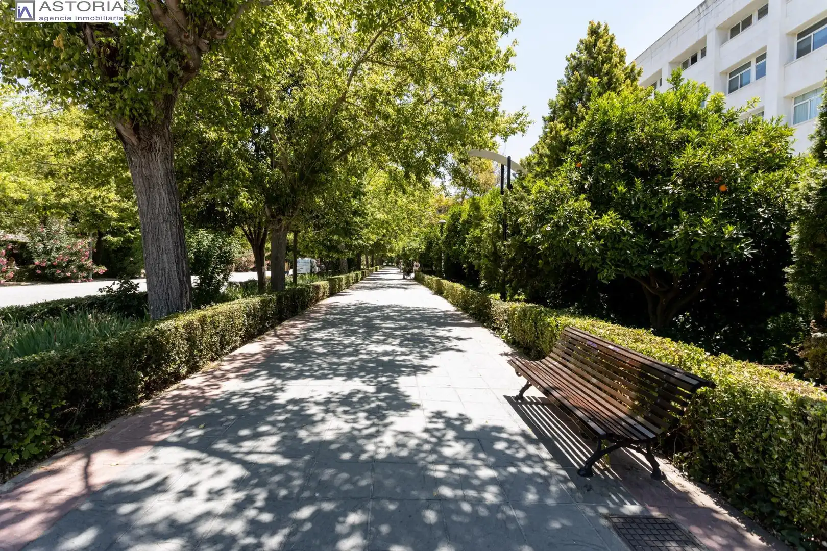 Außenansicht von Wohnung zum Verkauf in Granada mit Klimaanlage und Heizung