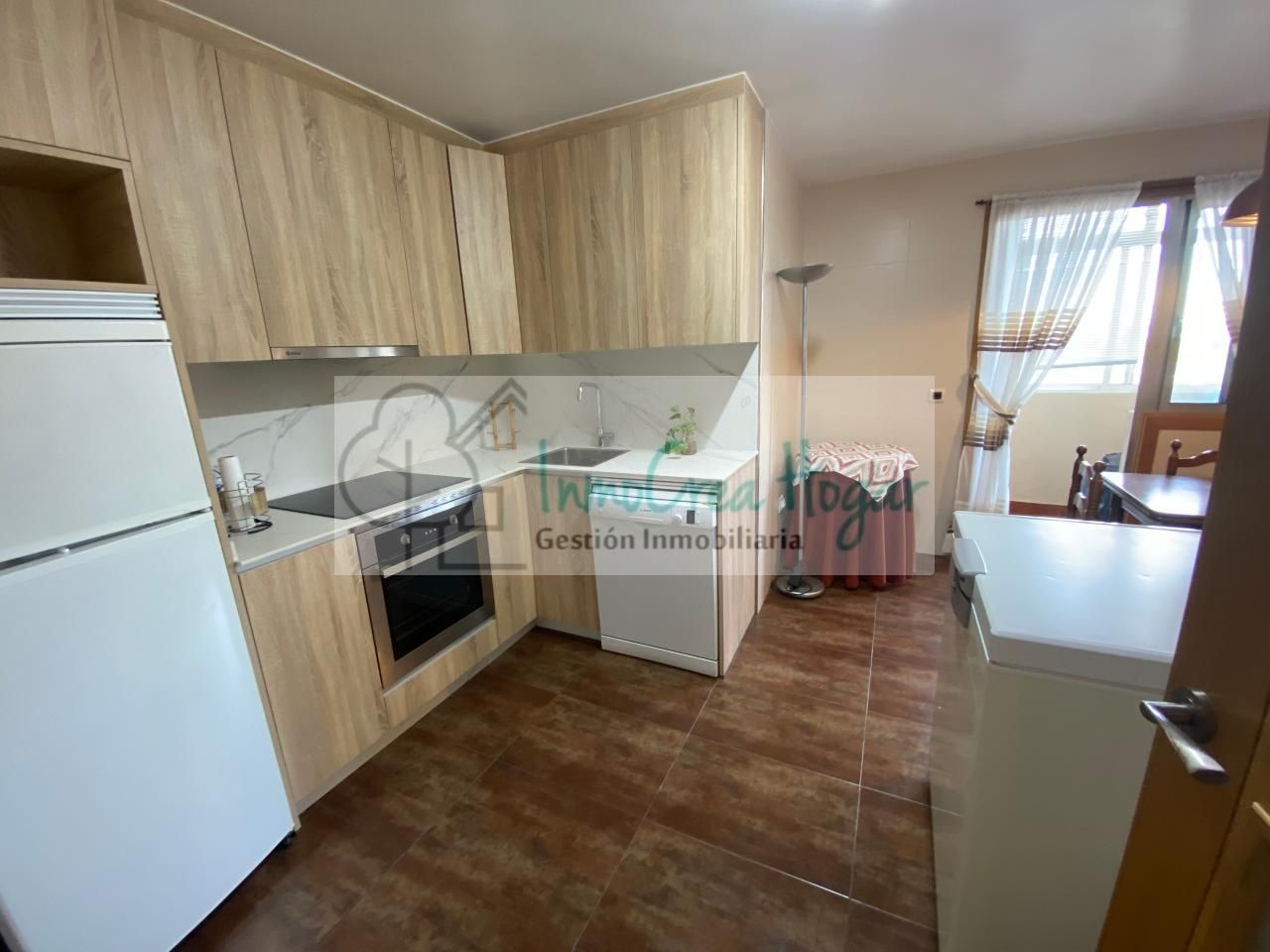 Kitchen of Flat to rent in Vigo   with Terrace and Storage room