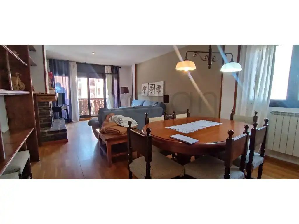 Apartamento en alquiler en Vielha, imagen 5