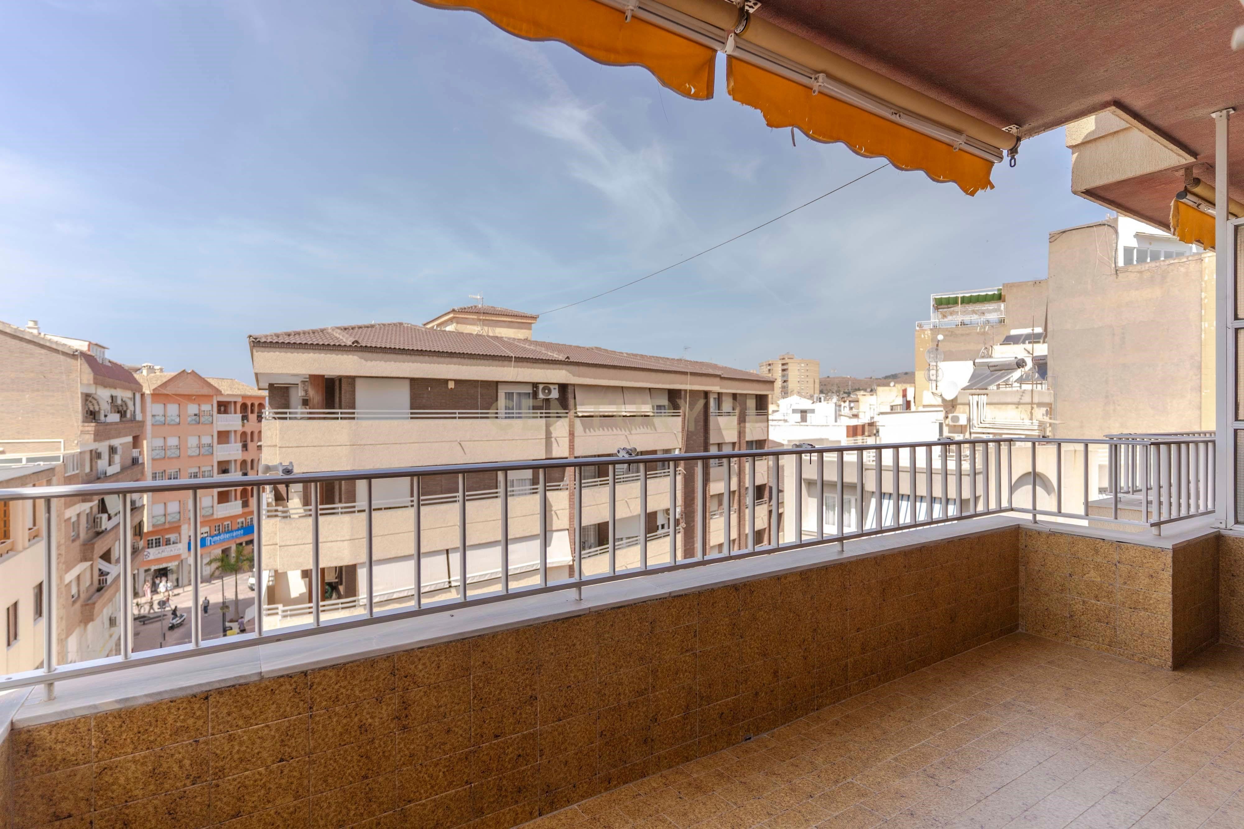 Terrassa de Pis en venda en Motril amb Terrassa