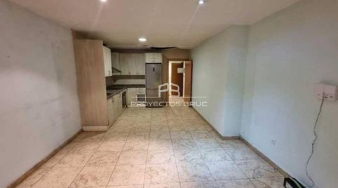 Foto 3 de Piso en venta en Calle Mozart, La Cogullada, Terrassa