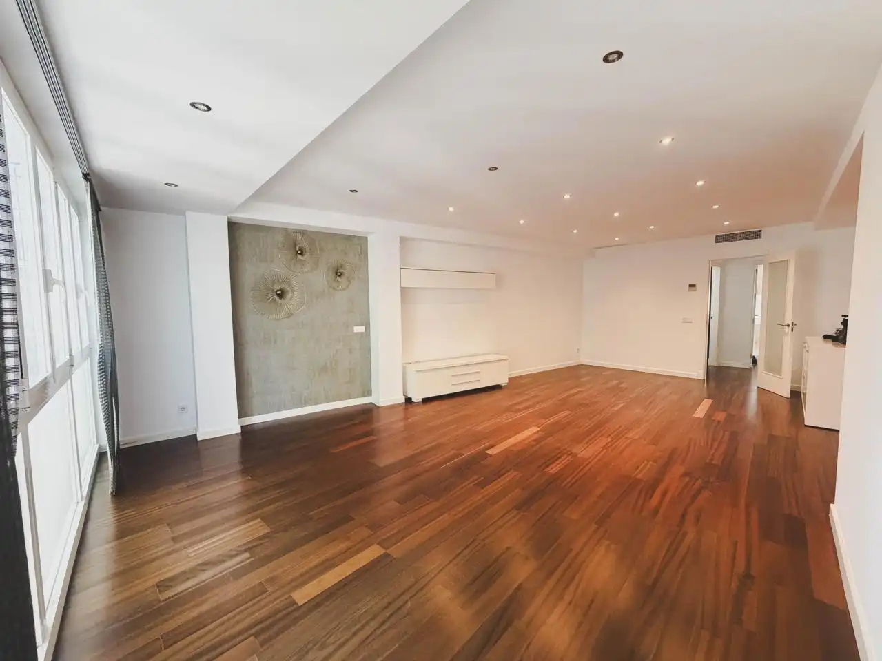 Piso en venta en Cádiz con Aire acondicionado, Calefacción y Parquet