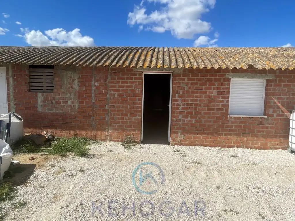 Exterior view of Land for sale in Alcalá de Guadaira