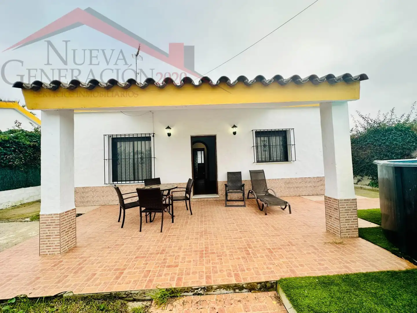 Exterior view of Houses for sale in Conil de la Frontera