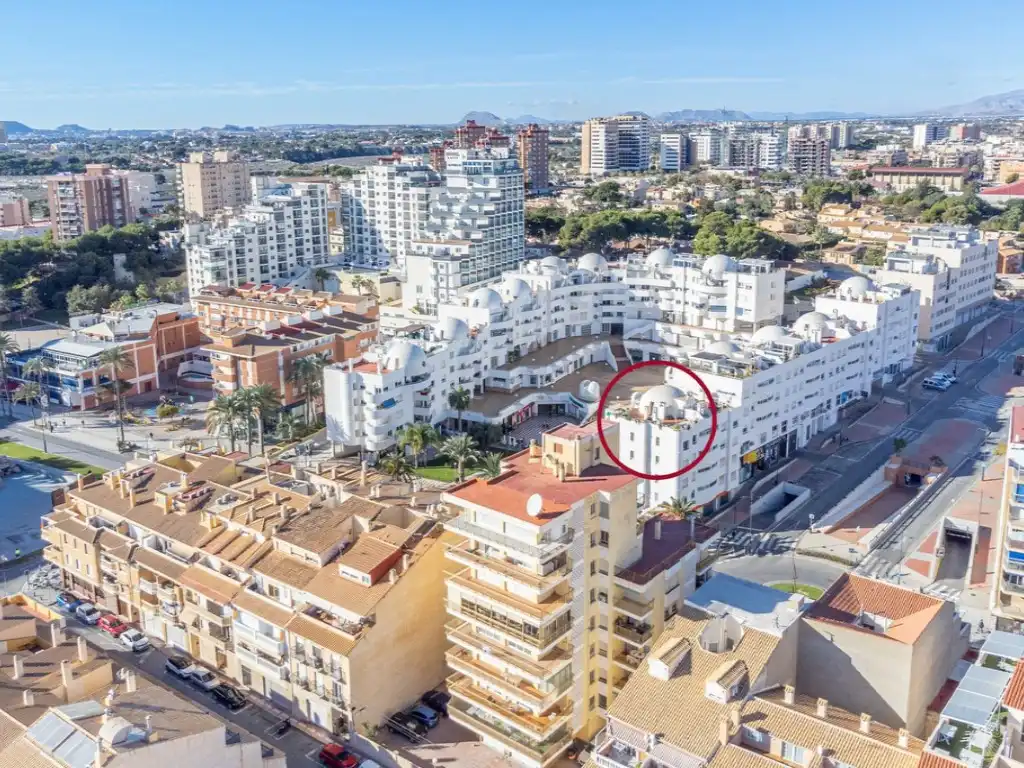 Exterior view of Attic for sale in El Campello  with Air Conditioner, Terrace and Internet