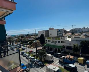 Vista exterior de Apartament en venda en Torremolinos amb Piscina