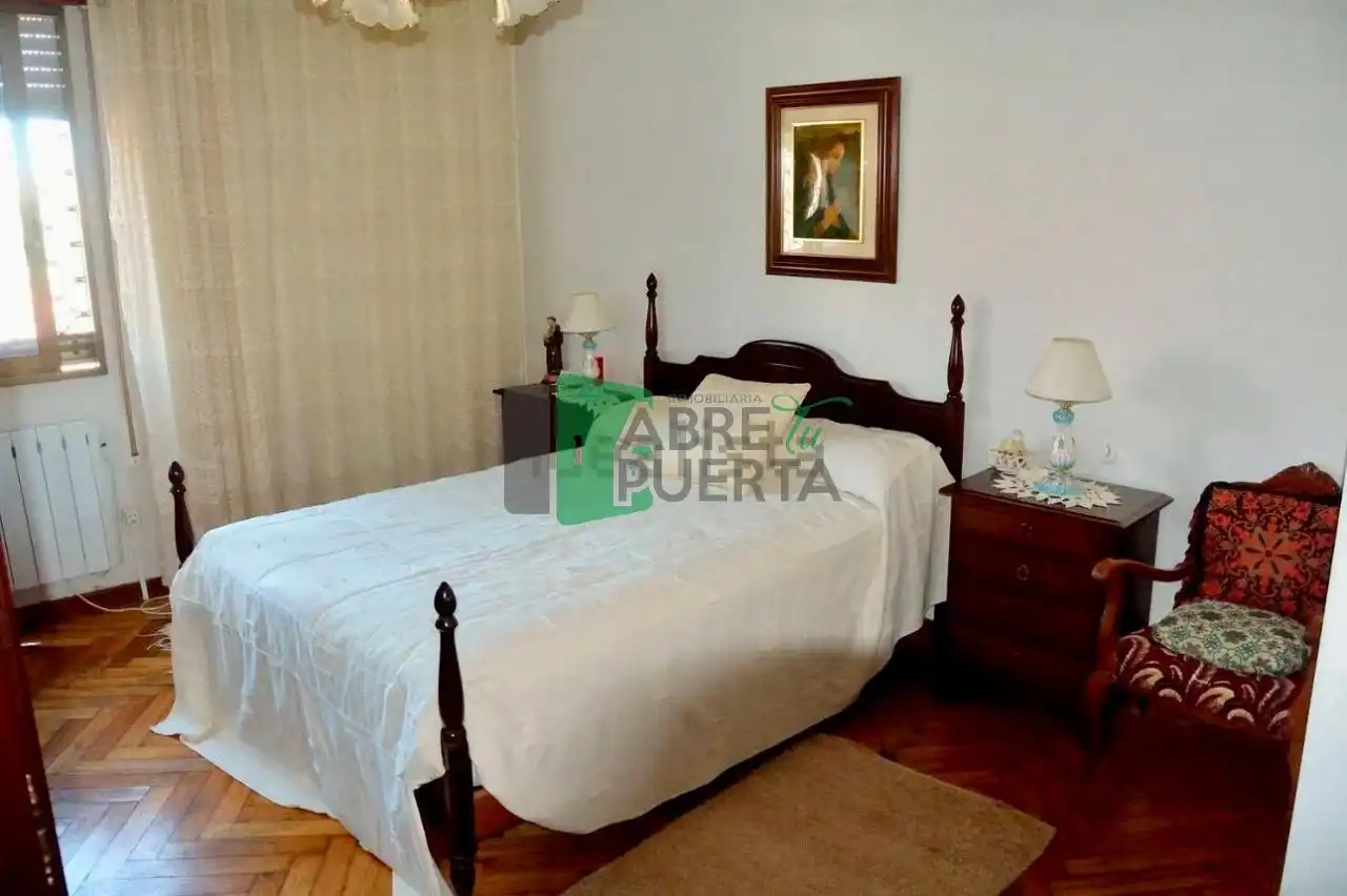 Chalet con jardín en venta en Castrelo de Miño, imagen 7
