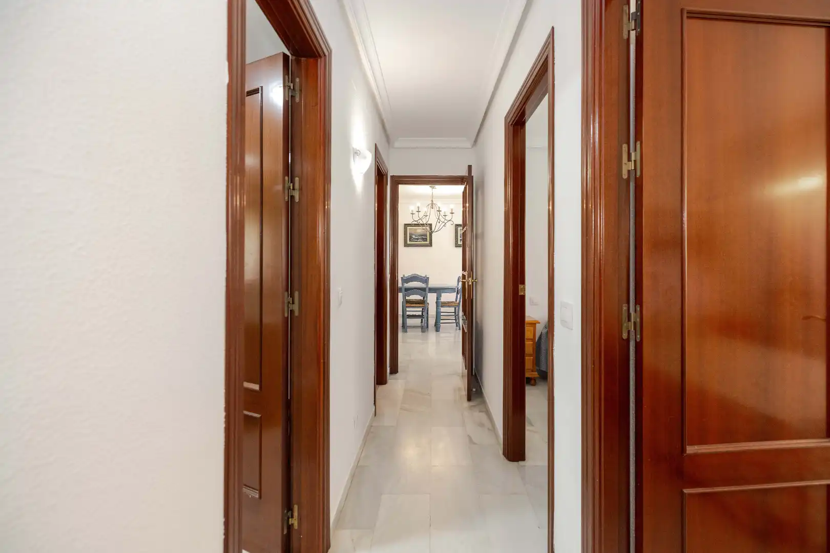 Wohnung zum Verkauf in Marbella mit Klimaanlage und Gemeinschaftspool