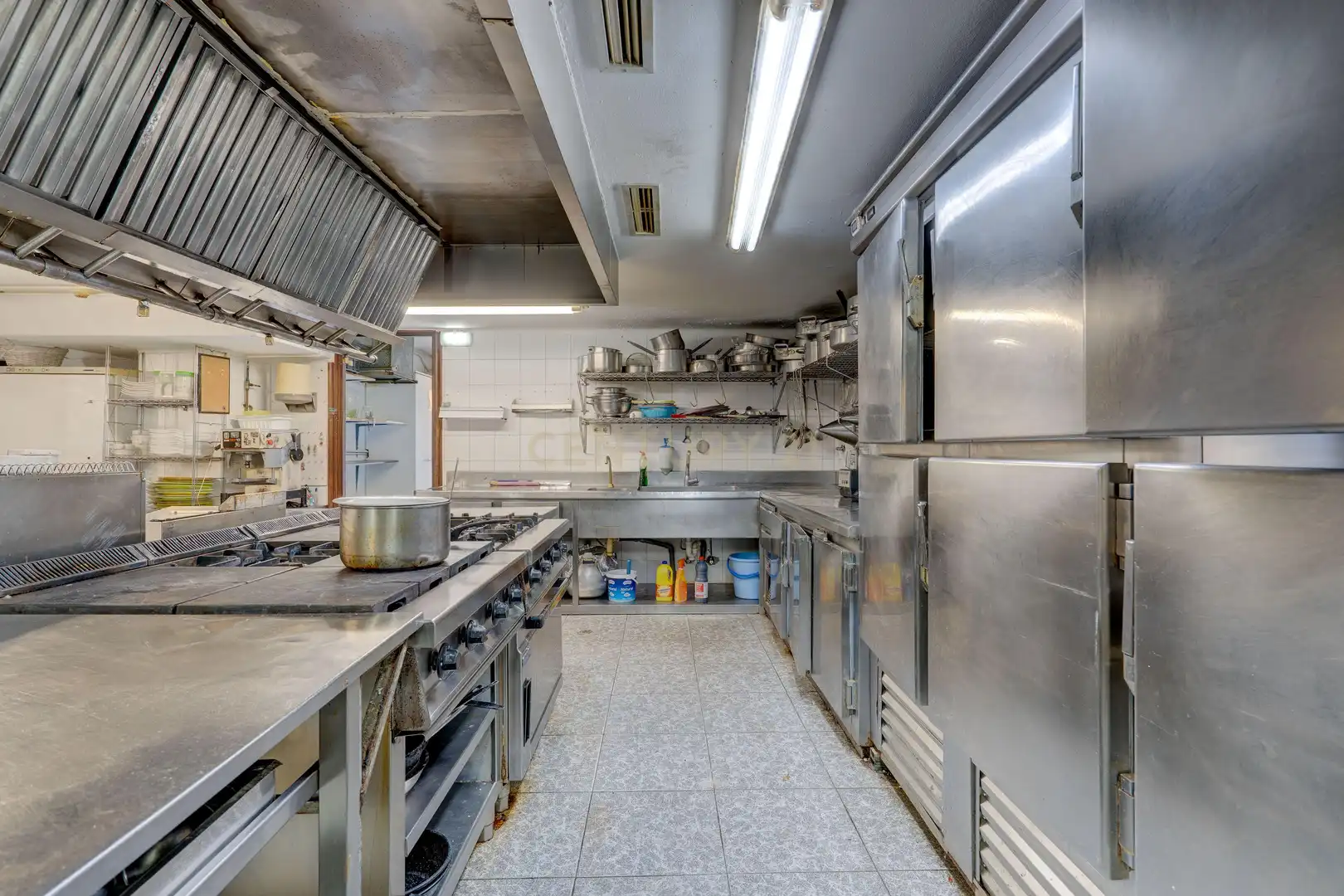 Kitchen of Commercial properties for sale in Deba  with Air Conditioner