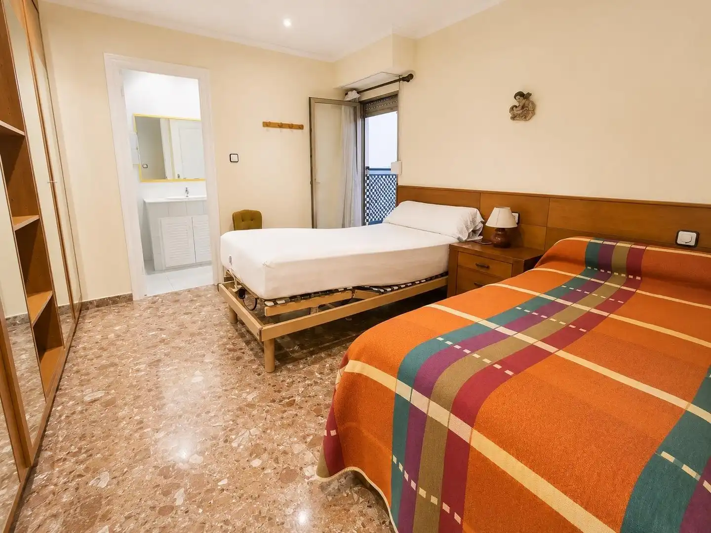 Schlafzimmer von Wohnung zum Verkauf in Elche / Elx mit Klimaanlage, Möbliert und Balkon