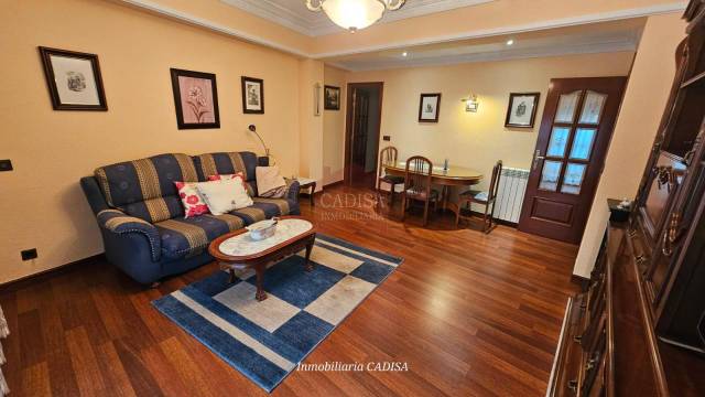 Piso en Alquiler en Garrido Sur