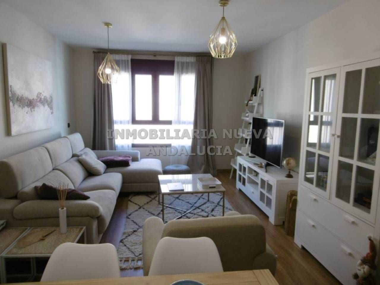 Living room of Flat to rent in  Almería Capital  with Air Conditioner, Parquet flooring and Furnished