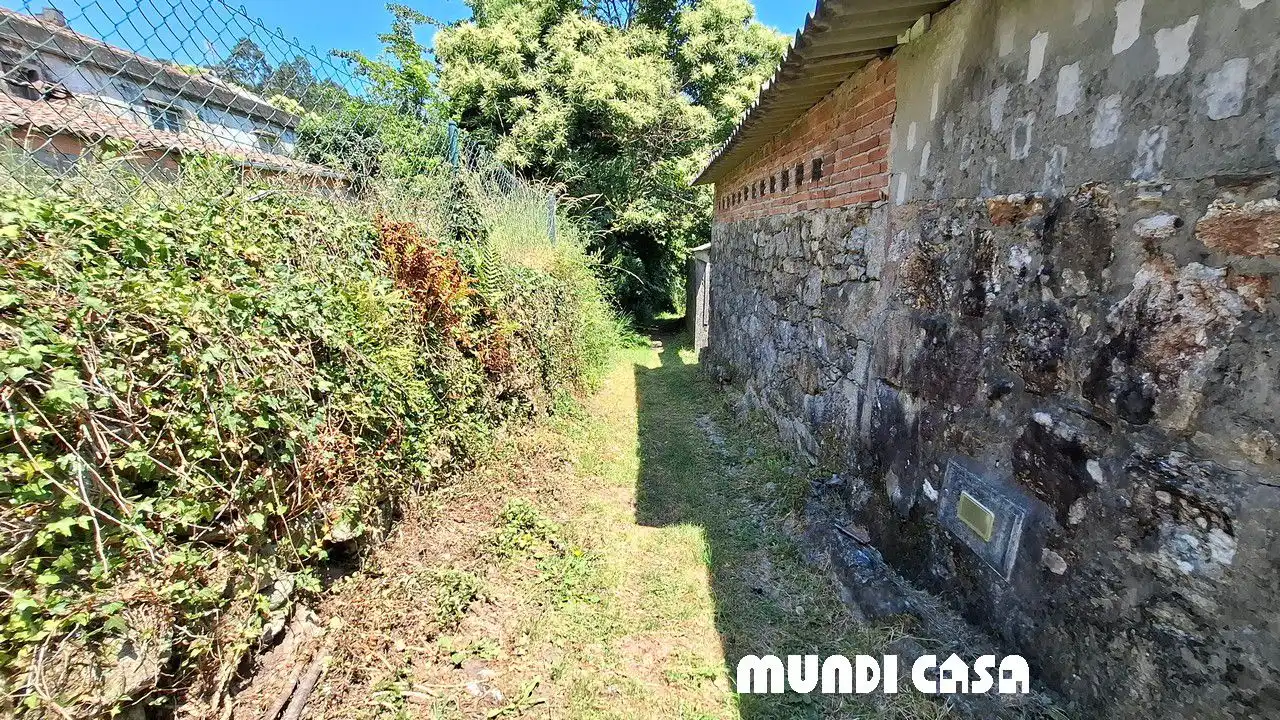 Exterior view of Houses for sale in Boiro