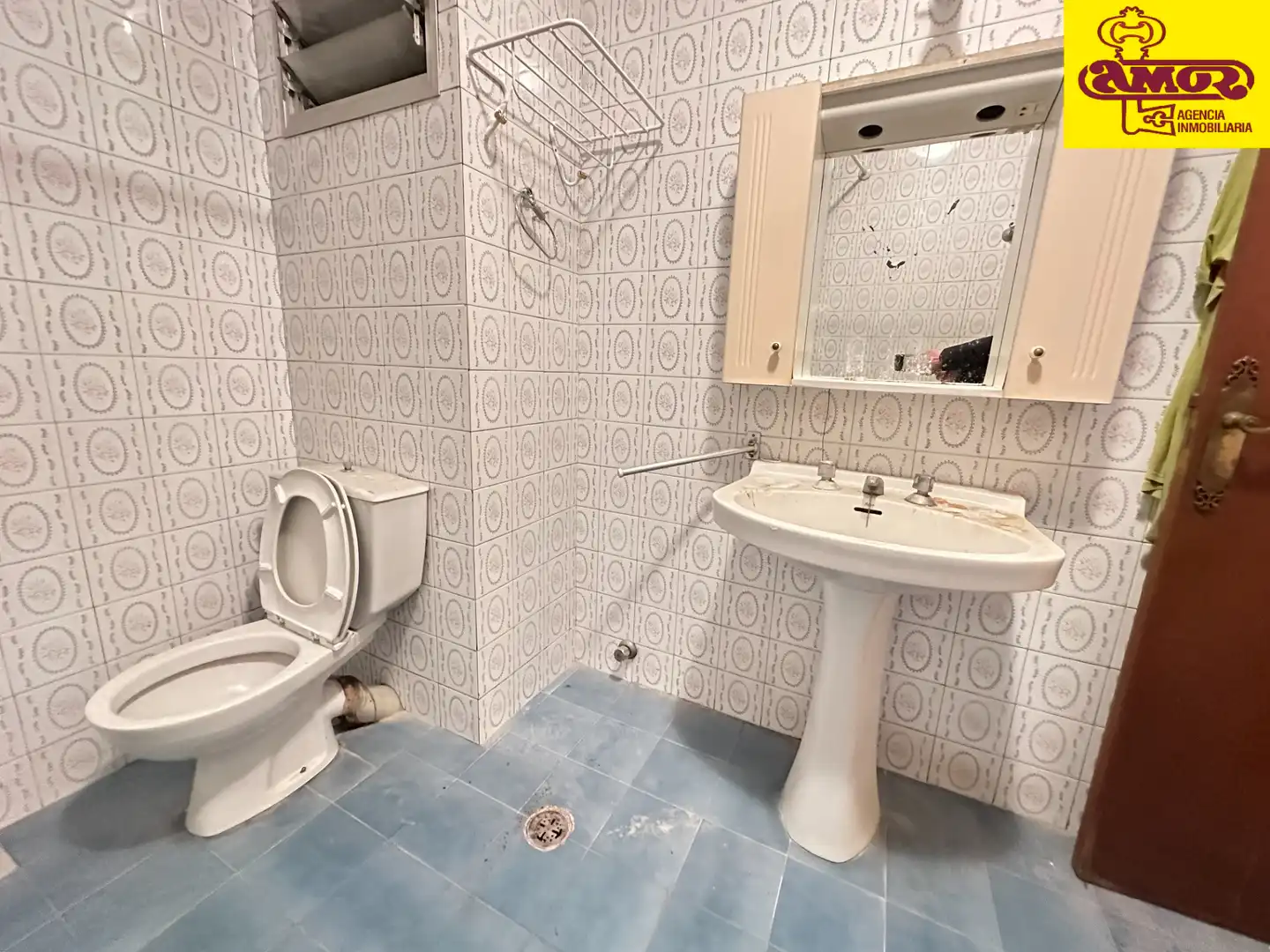 Baño de Piso en venta en Santiago de Compostela  con Trastero