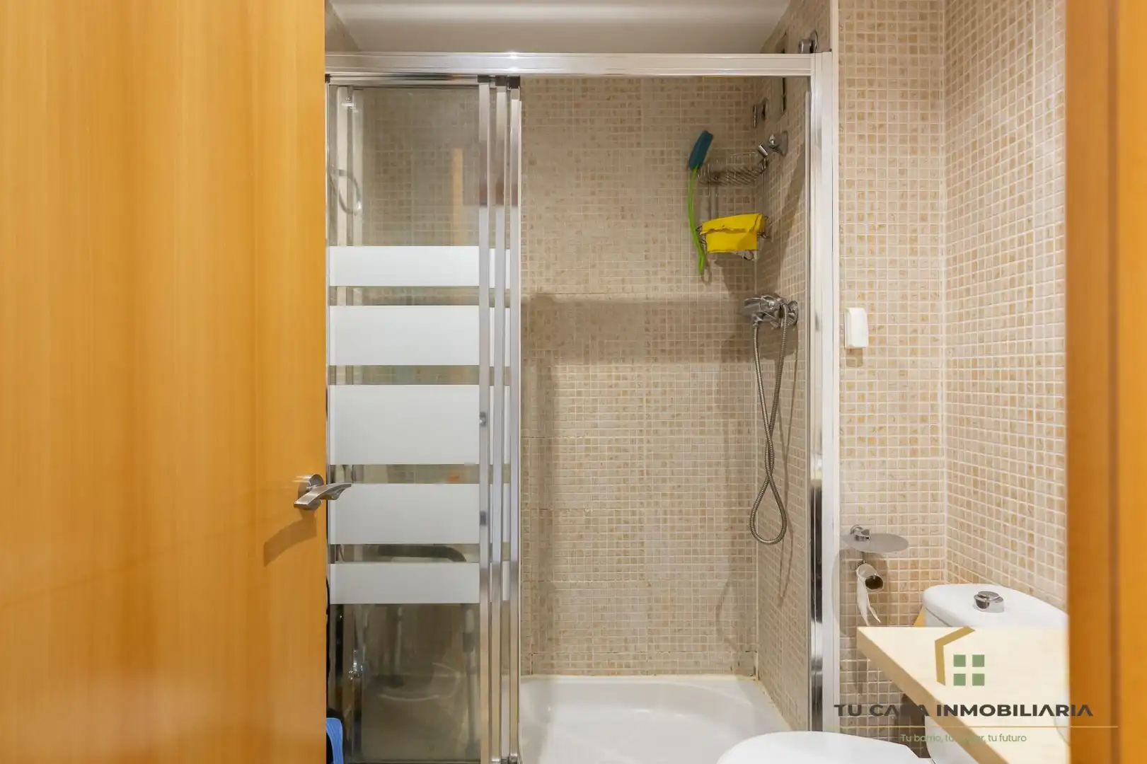 Baño de Piso en venta en Badalona con Aire acondicionado, Calefacción y Terraza