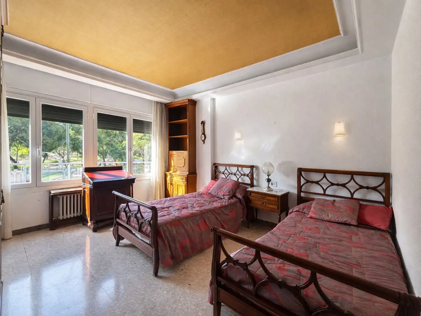 Bedroom of Flat for sale in Zaragoza  with Heating