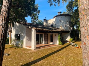 Chalet con jardín en venta en Golf Costa Brava