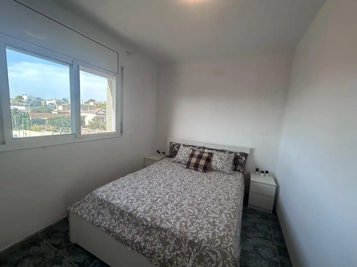 Bedroom of Houses for sale in El Vendrell  with Heating, Terrace and Storage room