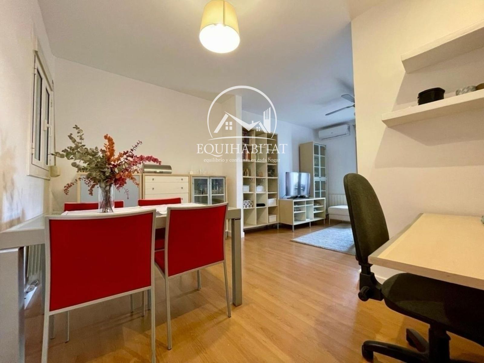 Vista exterior de Pis en venda en  Lleida Capital amb Aire condicionat