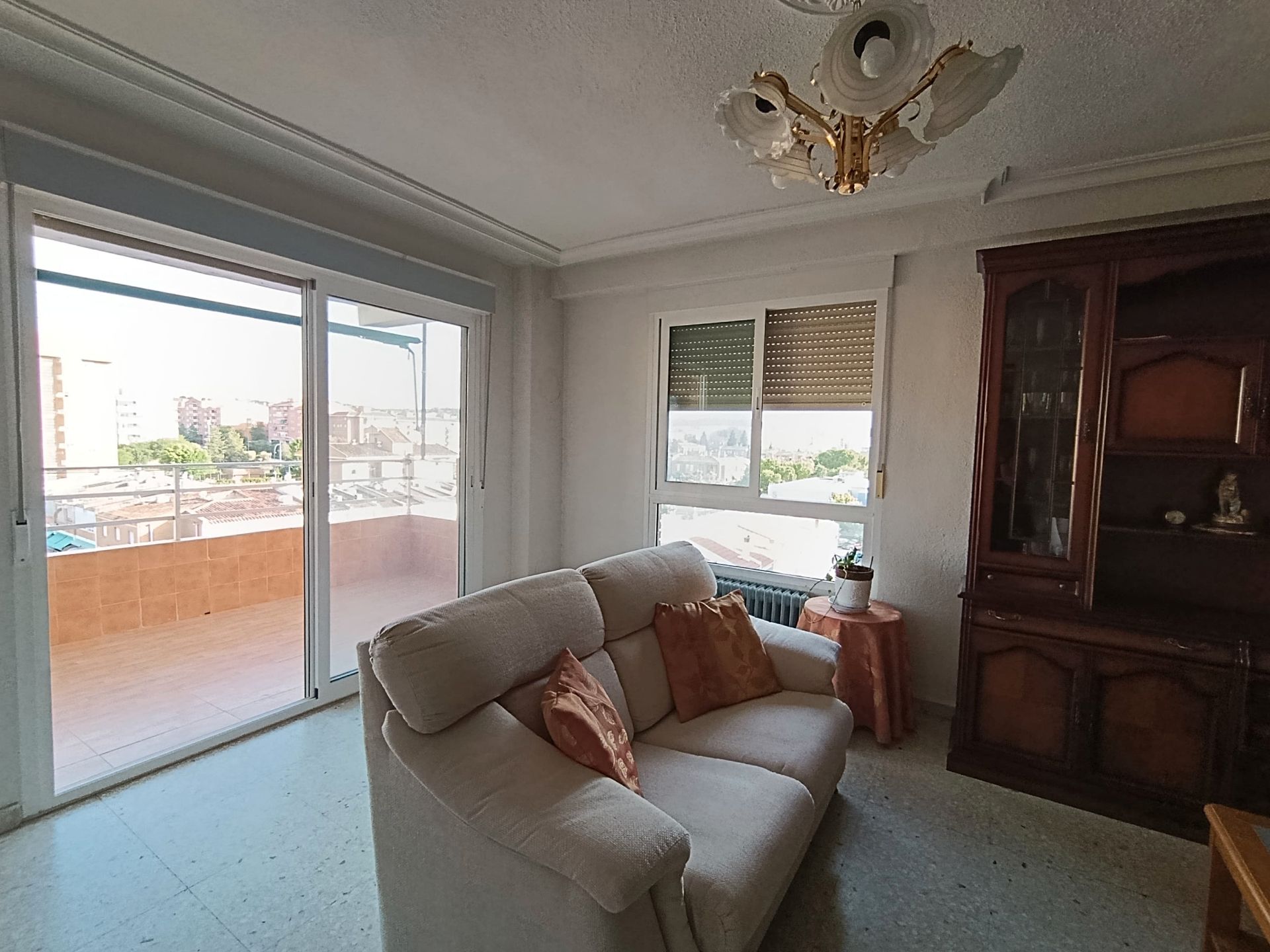 Habitación de Piso en venta en  Toledo Capital con Calefacción y Terraza