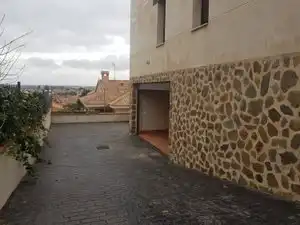 Terraza de Casa o chalet de alquiler en Cobisa con Aire acondicionado, Calefacción y Jardín privado