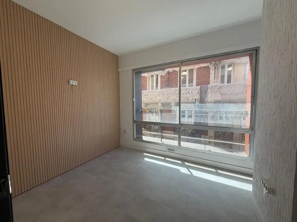 Oficina de alquiler en Calle Jara, Casco Antiguo